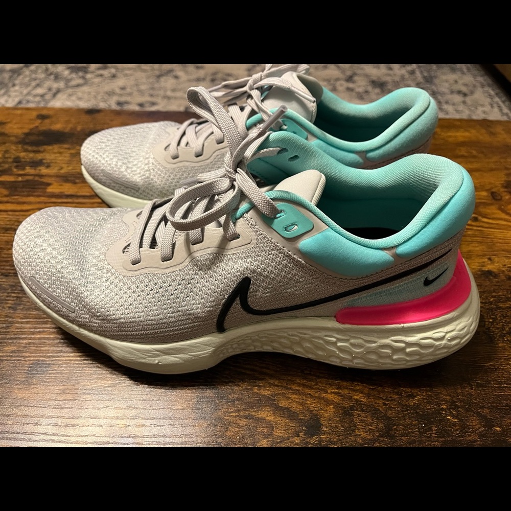 Nike ZoomX Invincible Run FK (10)